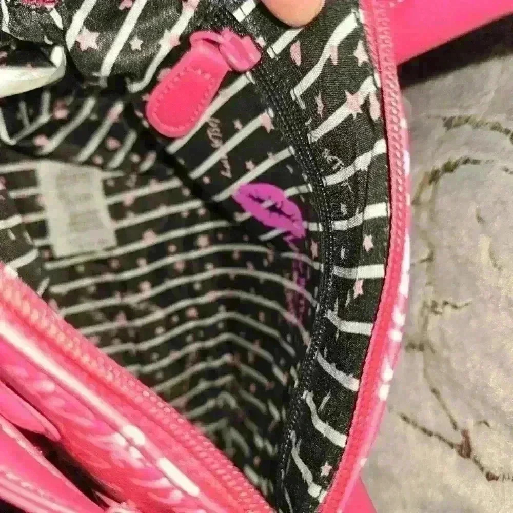 Pink Handbag - Picture 5 of 8